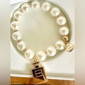 CHANEL Beaute’ Faux Pearl and Gold Charm Bracelet GWP
